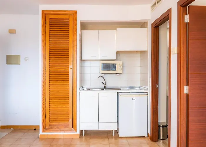 Holiday home Apto Con Terraza 201 *